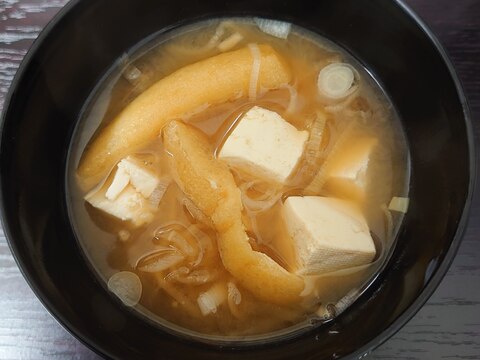 豆腐と切り干し大根のお味噌汁
